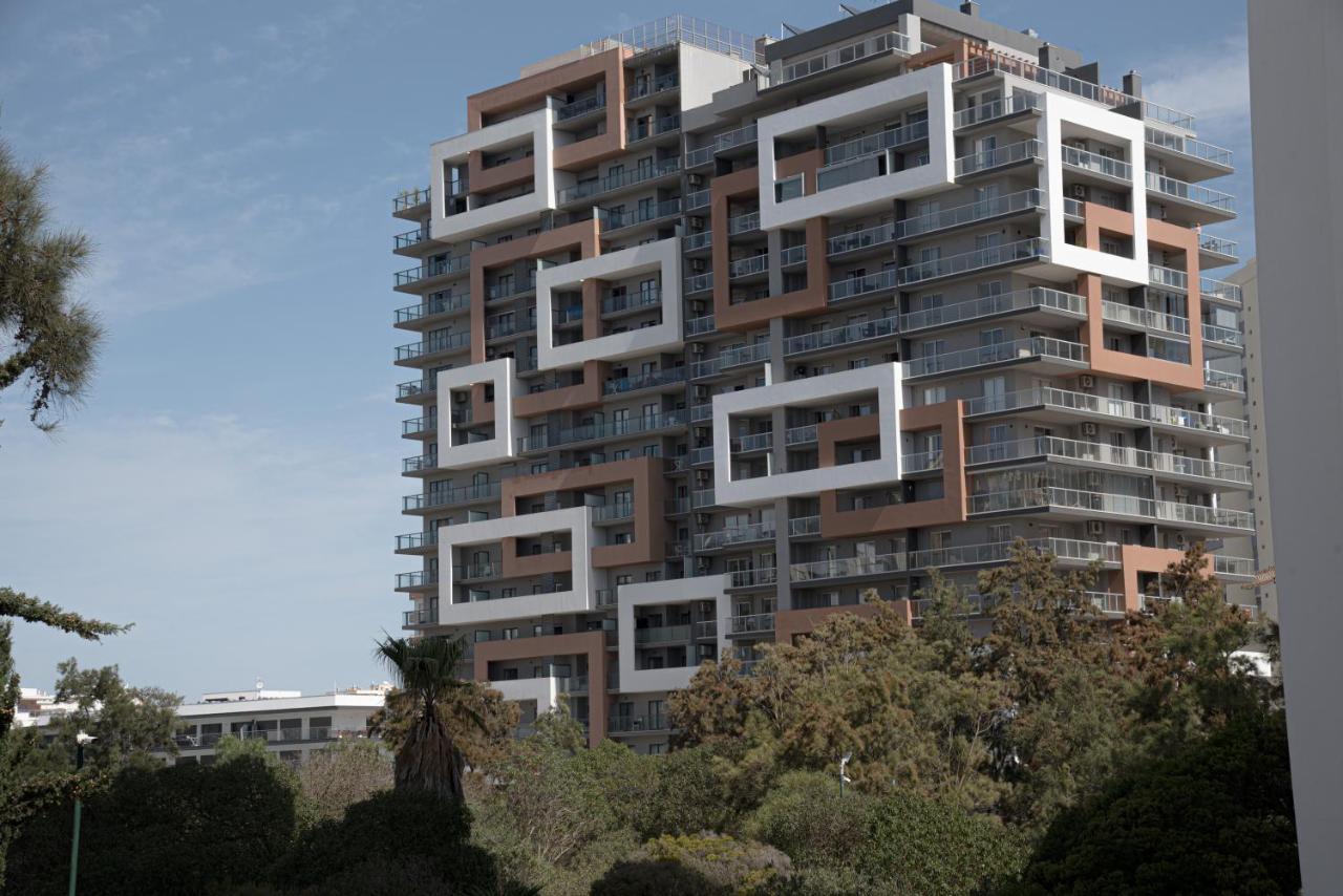 Apartamento Elegante Com Garagem E Piscina Na Praia Da Rocha ポルティマン エクステリア 写真