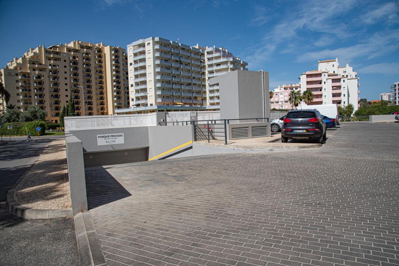 Apartamento Elegante Com Garagem E Piscina Na Praia Da Rocha ポルティマン エクステリア 写真