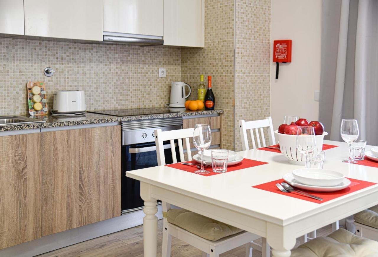 Apartamento Elegante Com Garagem E Piscina Na Praia Da Rocha ポルティマン エクステリア 写真