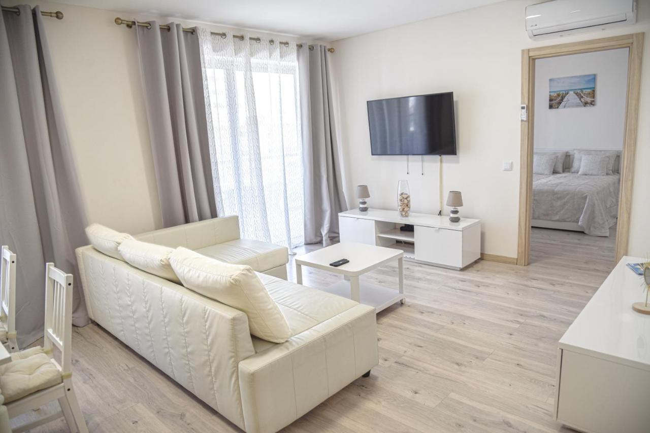 Apartamento Elegante Com Garagem E Piscina Na Praia Da Rocha ポルティマン エクステリア 写真
