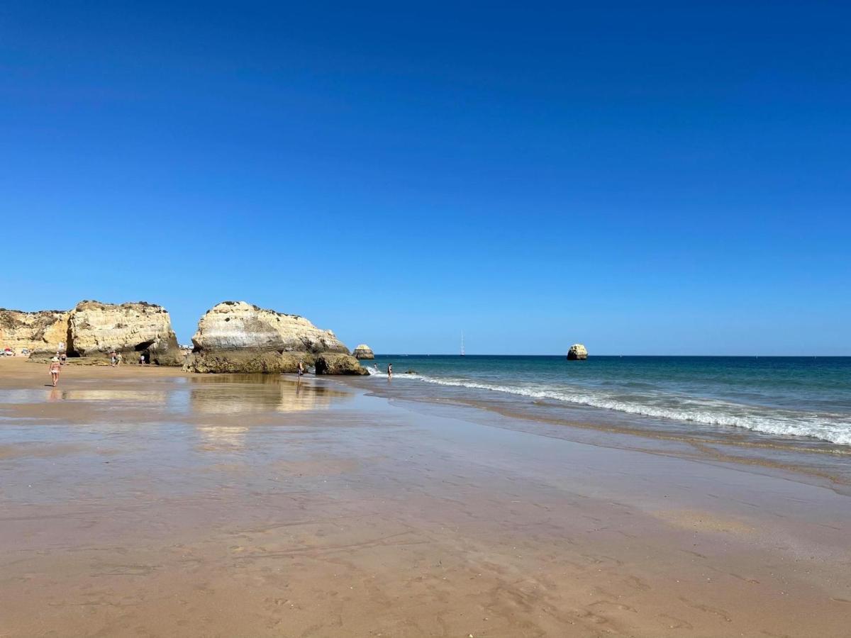 Apartamento Elegante Com Garagem E Piscina Na Praia Da Rocha ポルティマン エクステリア 写真