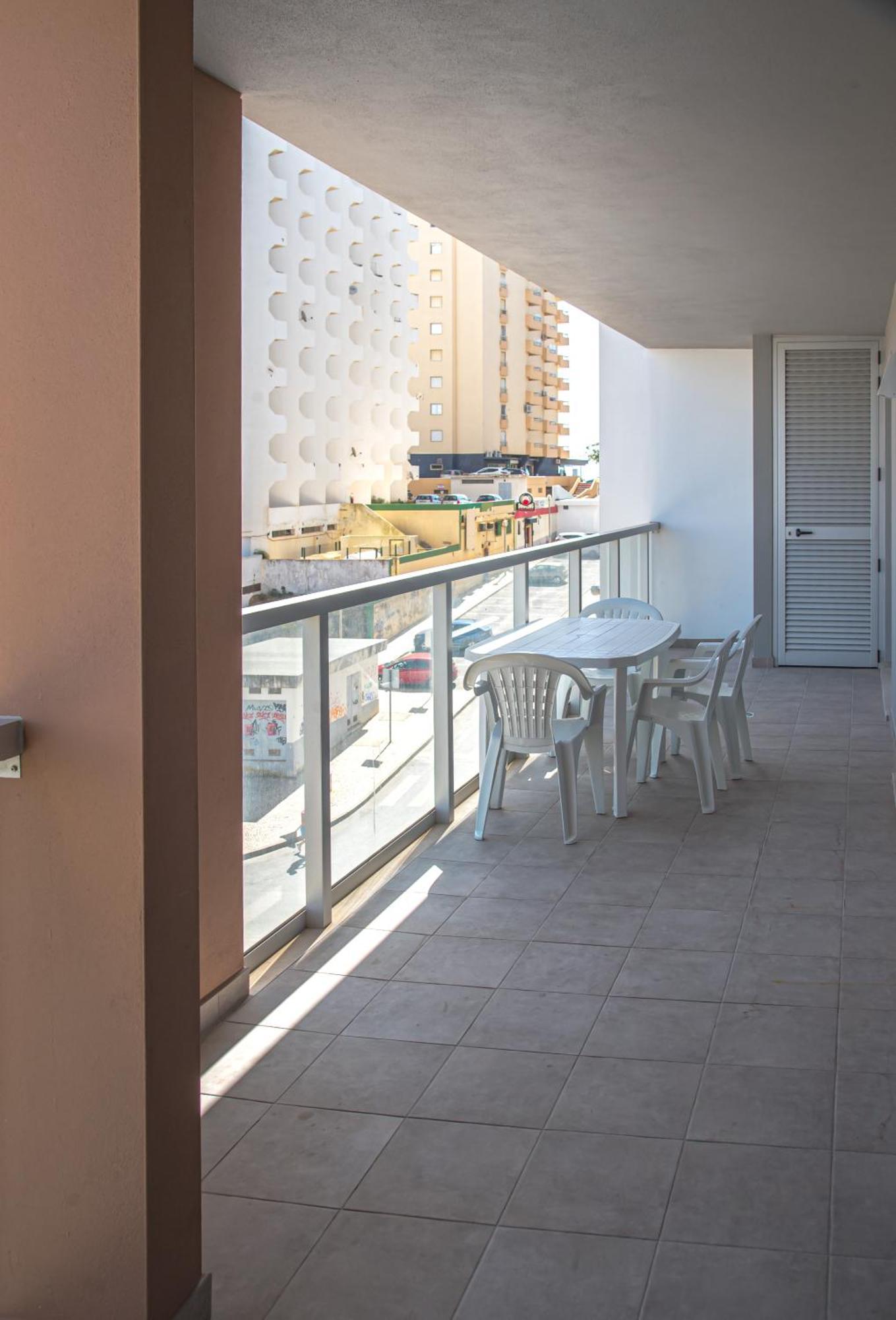 Apartamento Elegante Com Garagem E Piscina Na Praia Da Rocha ポルティマン エクステリア 写真