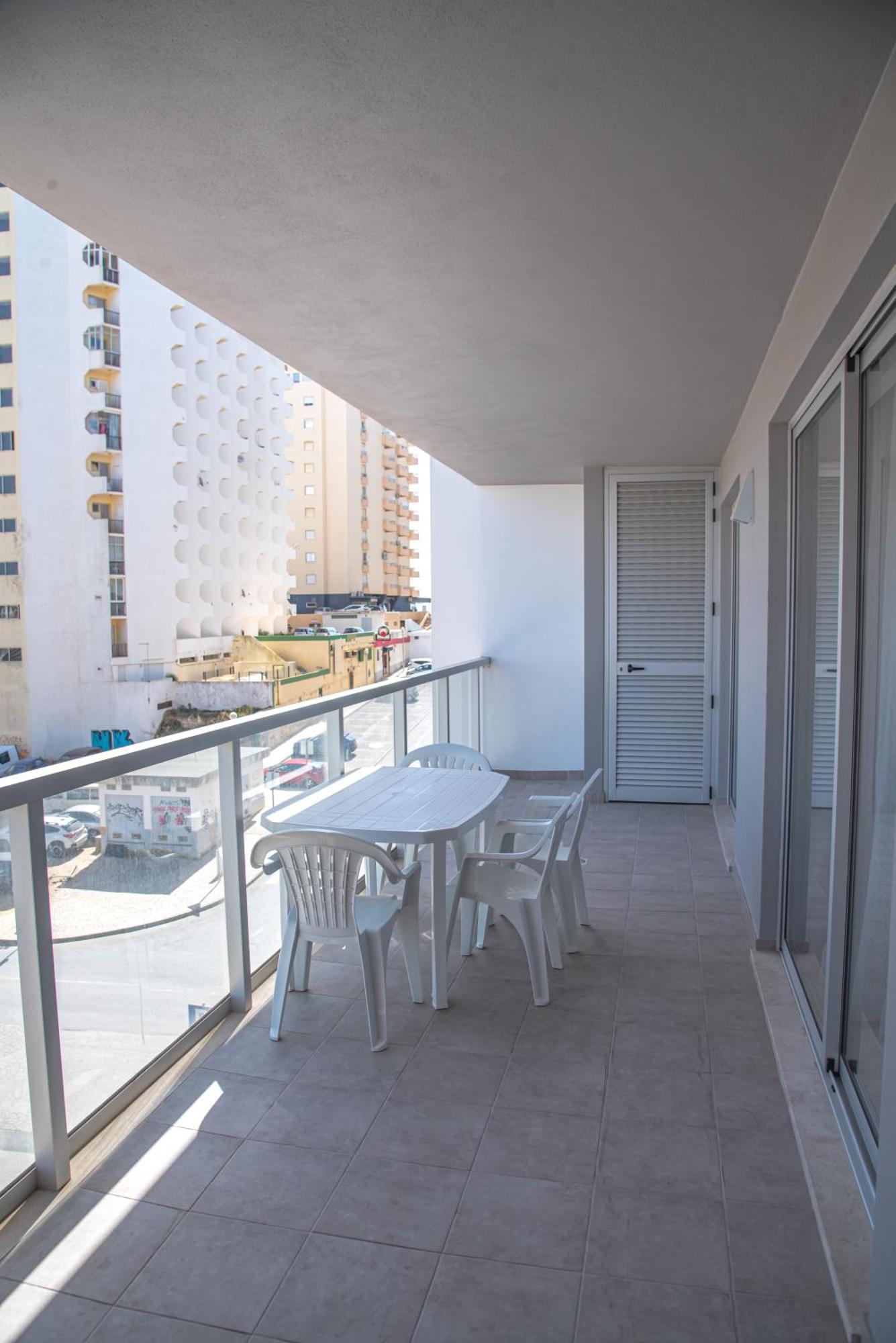 Apartamento Elegante Com Garagem E Piscina Na Praia Da Rocha ポルティマン エクステリア 写真